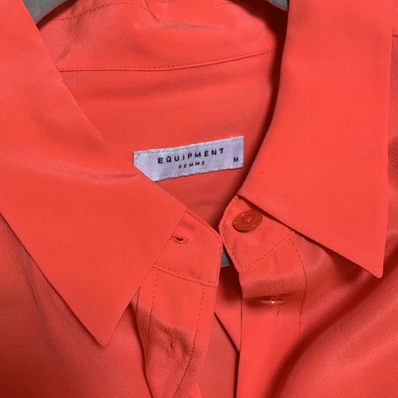 NWT Equipment Signature-style 100% Silk Neon Orange button up blouse - Picture 4 of 4